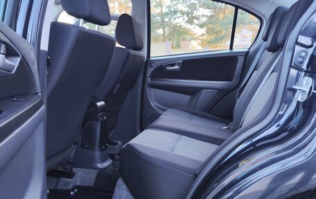 Suzuki SX4 II рестайлинг, 2008 год, 720 000 рублей, 23 фотография