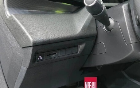 Peugeot 408, 2023 год, 2 300 000 рублей, 14 фотография