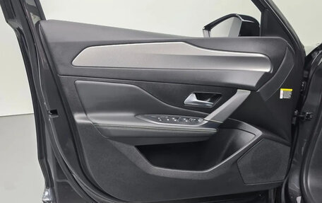 Peugeot 408, 2023 год, 2 300 000 рублей, 24 фотография