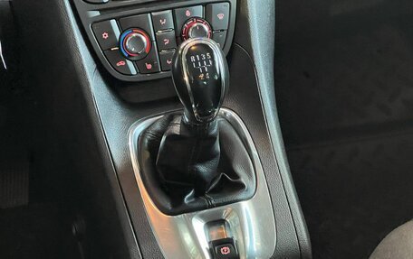 Opel Meriva, 2011 год, 820 000 рублей, 18 фотография