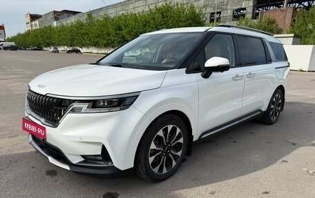 KIA Carnival, 2021 год, 3 999 000 рублей, 1 фотография