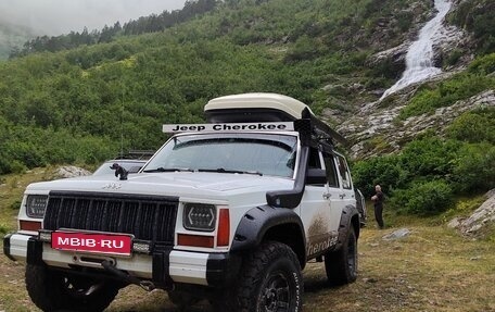 Jeep Cherokee, 1989 год, 700 000 рублей, 1 фотография