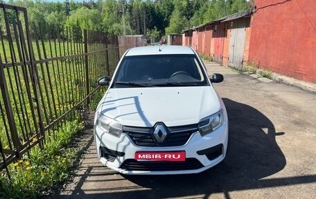 Renault Logan II, 2018 год, 430 000 рублей, 1 фотография
