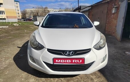 Hyundai Elantra V, 2011 год, 845 000 рублей, 1 фотография