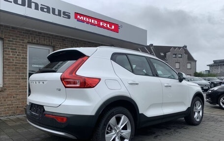 Volvo XC40 I, 2023 год, 2 733 623 рублей, 7 фотография