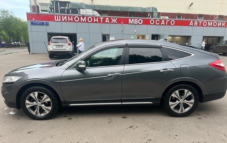 Honda Crosstour I рестайлинг, 2014 год, 2 200 000 рублей, 2 фотография