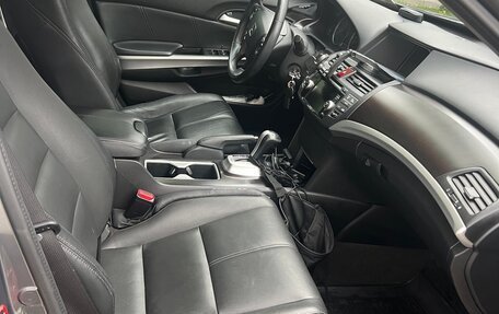 Honda Crosstour I рестайлинг, 2014 год, 2 200 000 рублей, 8 фотография