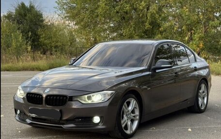 BMW 3 серия, 2012 год, 1 400 000 рублей, 3 фотография