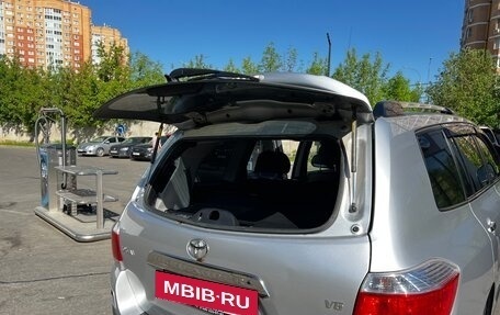 Toyota Highlander III, 2012 год, 1 765 000 рублей, 5 фотография