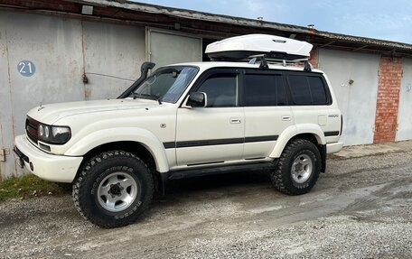 Toyota Land Cruiser 80 рестайлинг, 1995 год, 3 000 000 рублей, 2 фотография