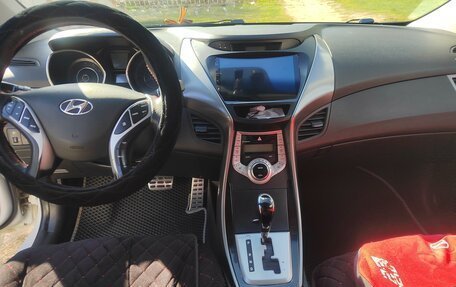 Hyundai Elantra V, 2011 год, 845 000 рублей, 13 фотография