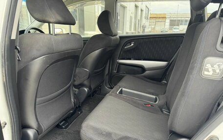 Honda Stream II, 2012 год, 1 300 000 рублей, 17 фотография