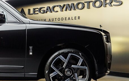 Rolls-Royce Cullinan, 2026 год, 77 000 000 рублей, 11 фотография