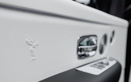 Rolls-Royce Cullinan, 2026 год, 77 000 000 рублей, 22 фотография