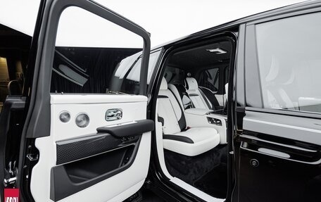 Rolls-Royce Cullinan, 2026 год, 77 000 000 рублей, 30 фотография
