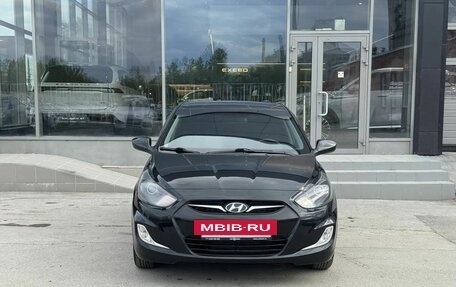 Hyundai Solaris II рестайлинг, 2012 год, 850 000 рублей, 2 фотография