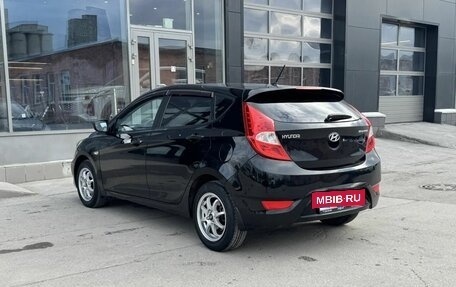 Hyundai Solaris II рестайлинг, 2012 год, 850 000 рублей, 7 фотография