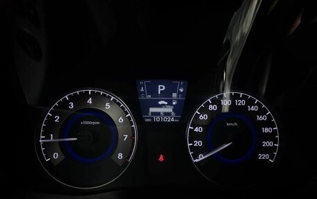 Hyundai Solaris II рестайлинг, 2012 год, 850 000 рублей, 13 фотография