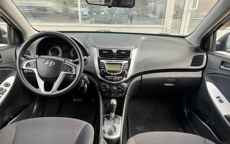 Hyundai Solaris II рестайлинг, 2012 год, 850 000 рублей, 12 фотография