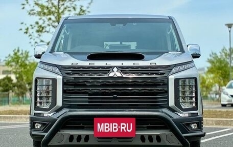 Mitsubishi Delica D:5 I, 2023 год, 2 419 000 рублей, 2 фотография