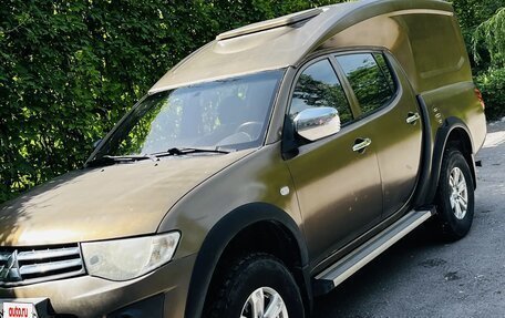 Mitsubishi L200 IV рестайлинг, 2010 год, 1 050 000 рублей, 3 фотография