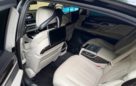 BMW 7 серия, 2017 год, 2 950 000 рублей, 12 фотография