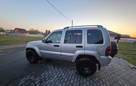 Jeep Cherokee, 2006 год, 590 000 рублей, 4 фотография