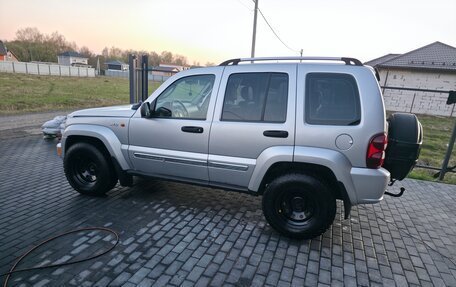 Jeep Cherokee, 2006 год, 590 000 рублей, 9 фотография