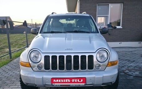 Jeep Cherokee, 2006 год, 590 000 рублей, 11 фотография