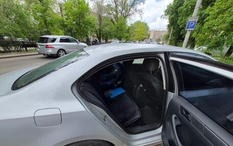 Volkswagen Jetta VI, 2010 год, 1 000 000 рублей, 2 фотография
