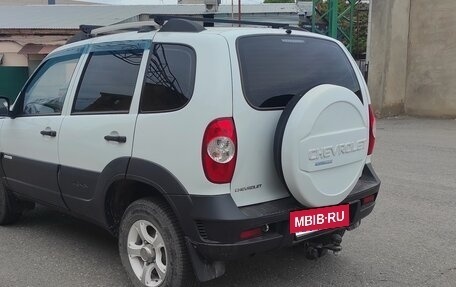 Chevrolet Niva I рестайлинг, 2014 год, 580 000 рублей, 2 фотография