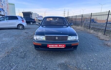 Toyota Crown, 1993 год, 800 000 рублей, 2 фотография