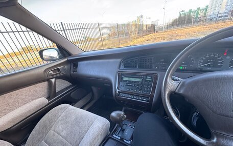 Toyota Crown, 1993 год, 800 000 рублей, 32 фотография
