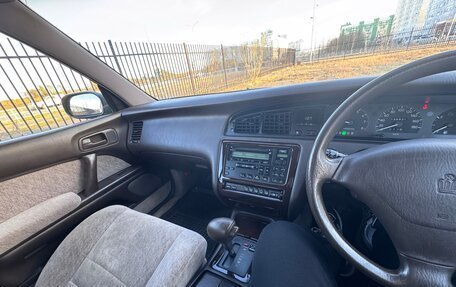 Toyota Crown, 1993 год, 800 000 рублей, 33 фотография