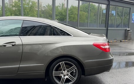 Mercedes-Benz E-Класс, 2011 год, 1 450 000 рублей, 10 фотография