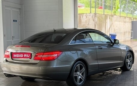 Mercedes-Benz E-Класс, 2011 год, 1 450 000 рублей, 3 фотография