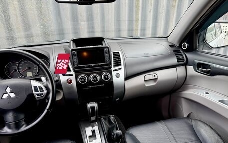 Mitsubishi Pajero Sport II рестайлинг, 2014 год, 1 940 000 рублей, 19 фотография