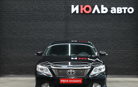 Toyota Camry, 2014 год, 1 900 000 рублей, 2 фотография