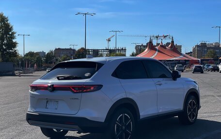 Honda Vezel, 2023 год, 2 100 000 рублей, 7 фотография