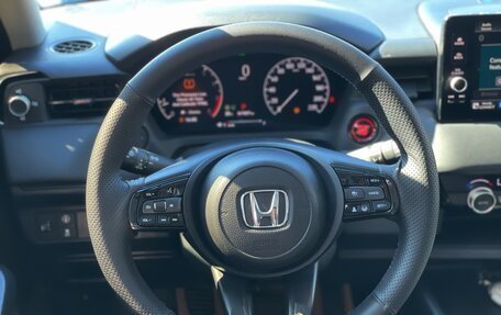 Honda Vezel, 2023 год, 2 100 000 рублей, 9 фотография