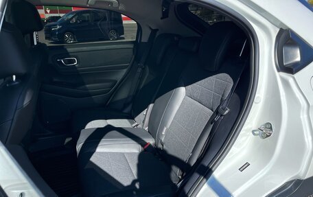 Honda Vezel, 2023 год, 2 100 000 рублей, 11 фотография