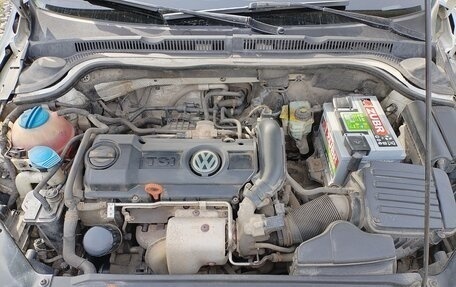 Volkswagen Jetta VI, 2013 год, 810 000 рублей, 16 фотография