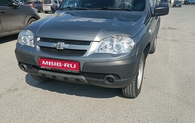 Chevrolet Niva I рестайлинг, 2020 год, 900 000 рублей, 1 фотография