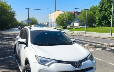 Toyota RAV4, 2018 год, 3 450 000 рублей, 1 фотография