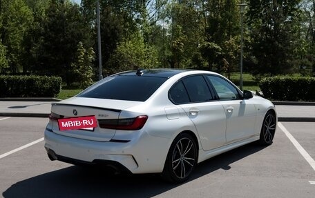 BMW 3 серия, 2019 год, 3 900 000 рублей, 4 фотография