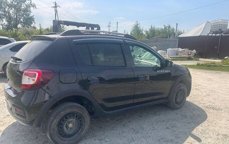 Renault Sandero II рестайлинг, 2018 год, 900 000 рублей, 3 фотография