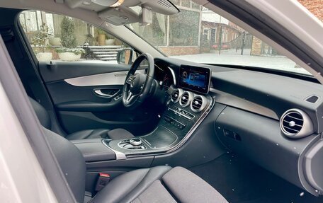 Mercedes-Benz C-Класс, 2018 год, 2 950 000 рублей, 11 фотография