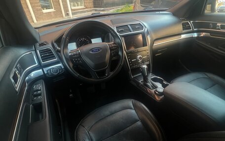 Ford Explorer VI, 2019 год, 2 480 000 рублей, 6 фотография