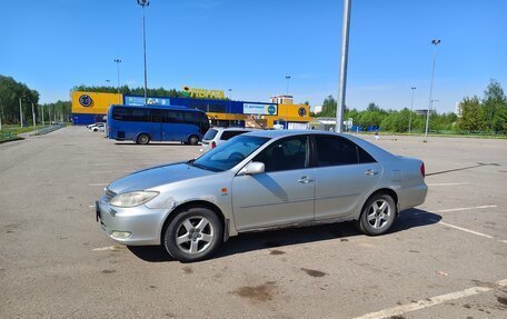 Toyota Camry V40, 2004 год, 450 000 рублей, 2 фотография