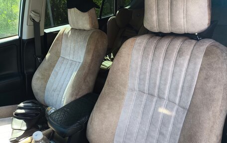 Toyota RAV4, 2018 год, 3 450 000 рублей, 10 фотография